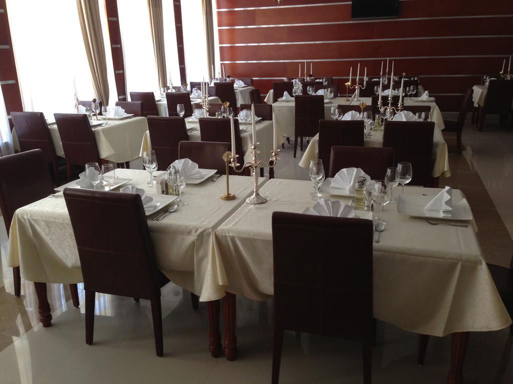 Hotel Park Exclusive Otocac Ngoại thất bức ảnh