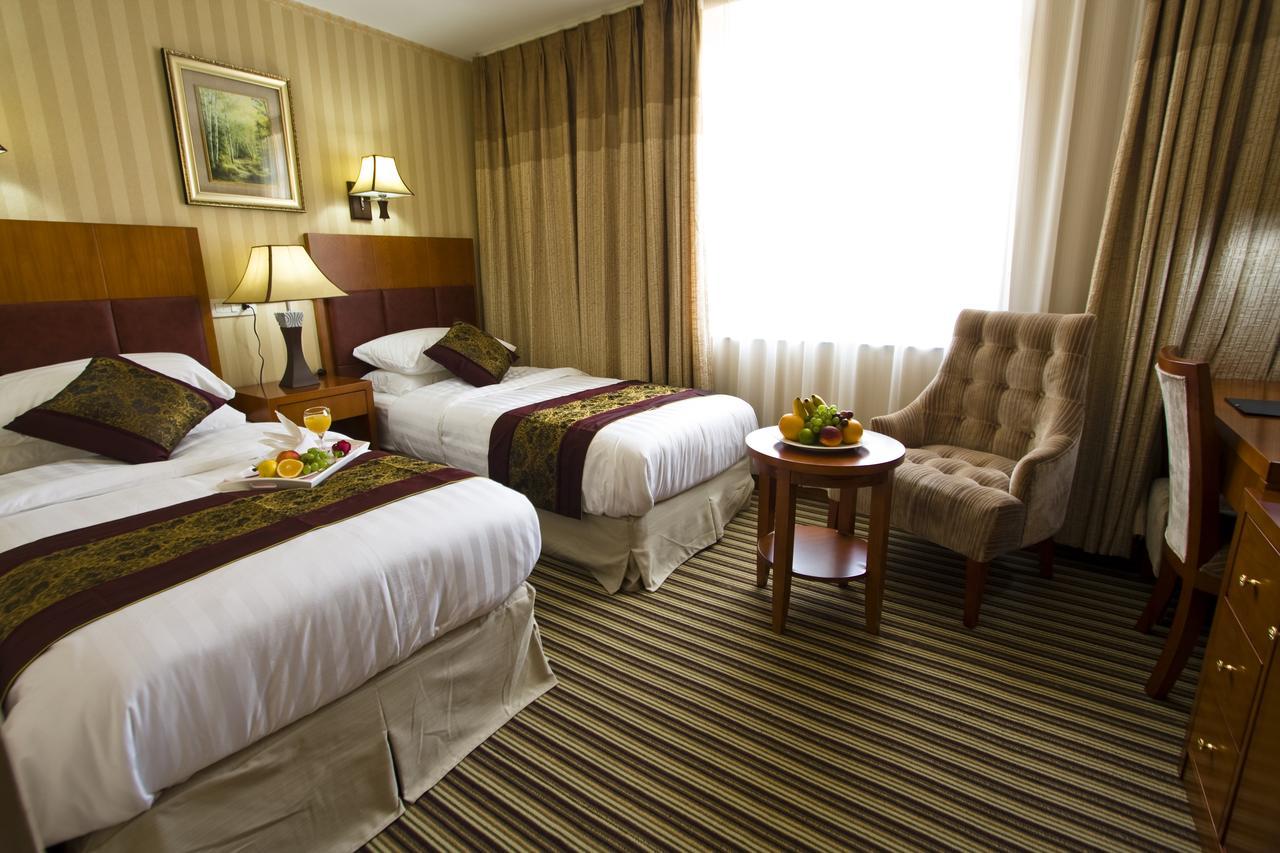 Hotel Park Exclusive Otocac Ngoại thất bức ảnh